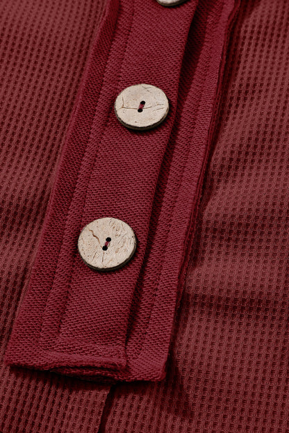 Top de manga larga con botones de punto tipo gofre marrón 