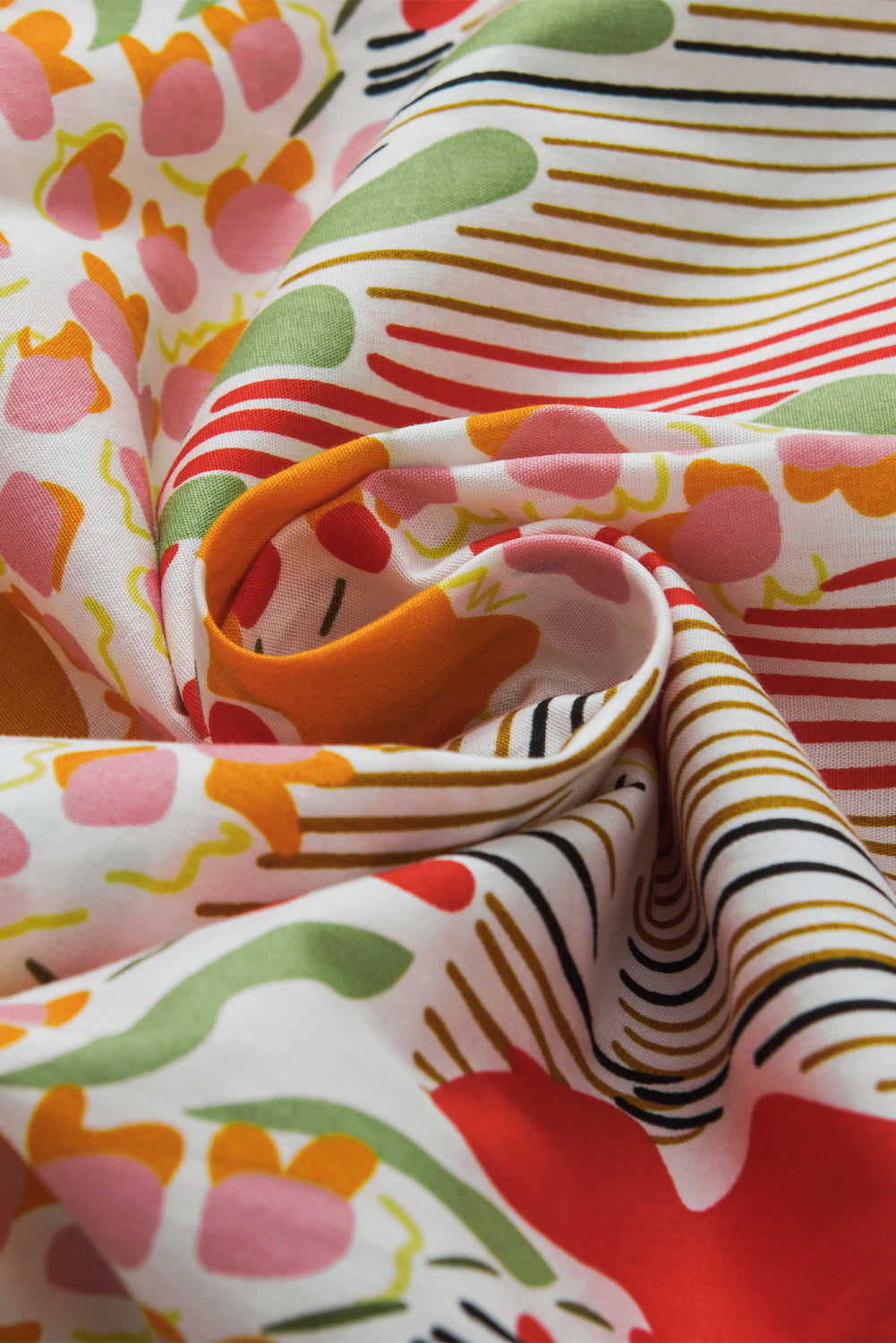 Chemisier à manches courtes et volants à imprimé floral rose