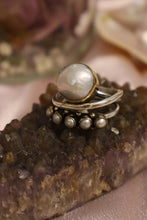 Anillo de apertura con incrustaciones de perlas vintage