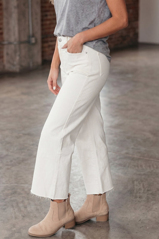 White Raw Hem Ankle-length Loose Jeans