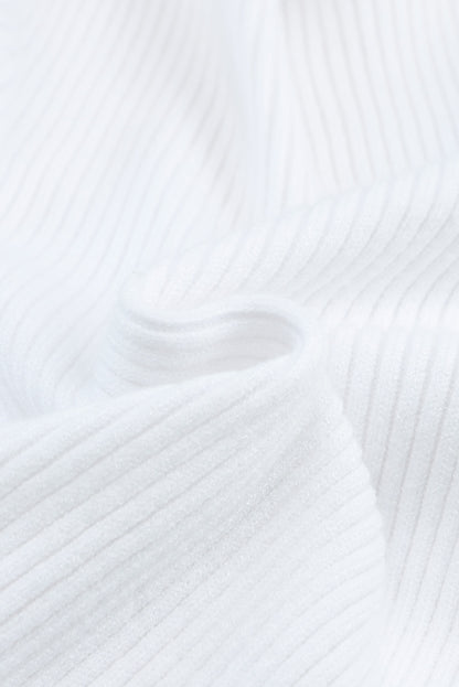 Pull col V croisé à torsades