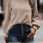 Pull texturé à manches longues en dentelle kaki 