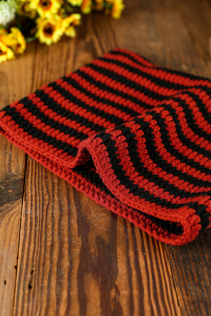 Gorro de punto rojo con orejas de gato a rayas lindas 