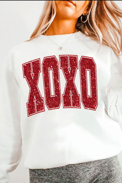 Sweat-shirt ras du cou blanc pailleté XOXO Graphic pour la Saint-Valentin