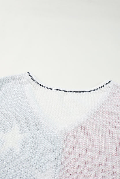 Top de manga corta de punto con estampado de estrellas y rayas multicolores