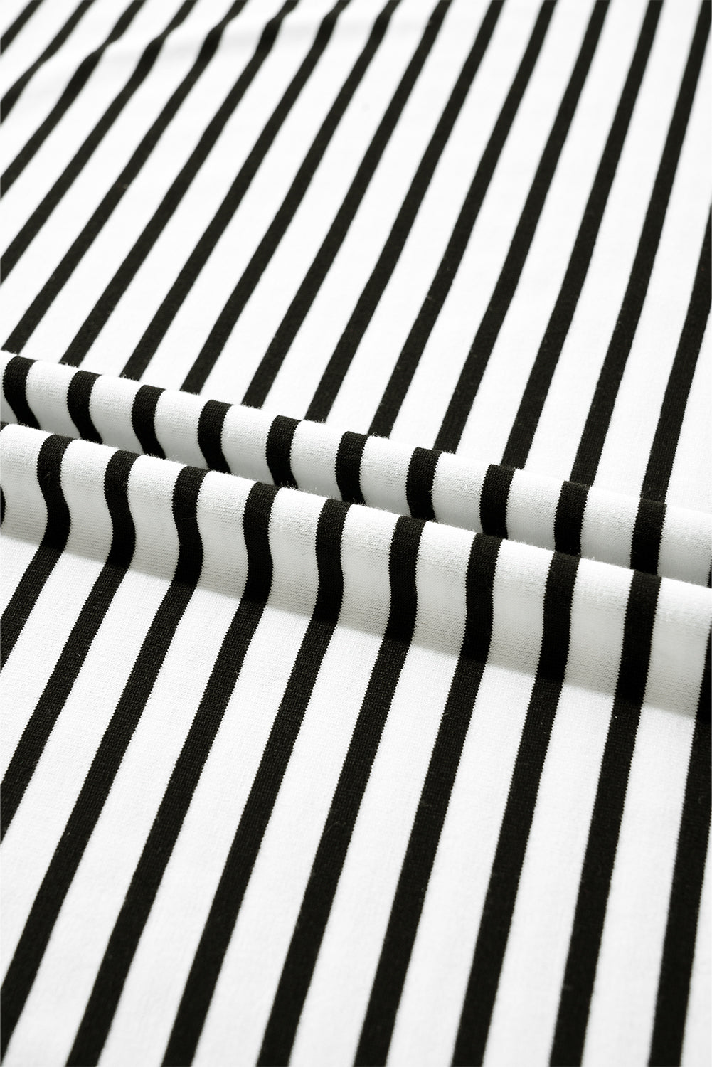 Débardeur noir à rayures et col rond avec poche poitrine