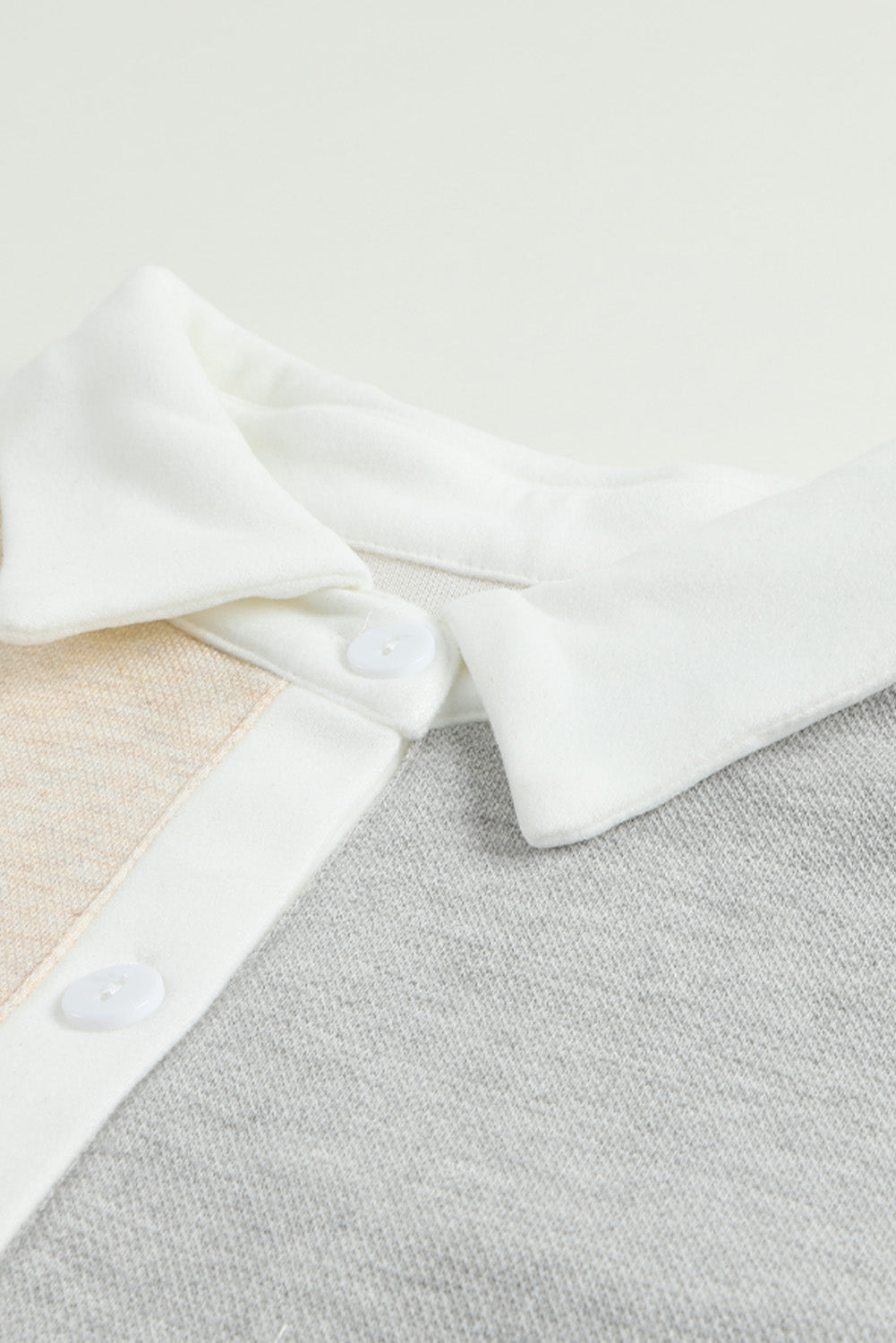 Chemise en tricot à blocs de couleur et bordure contrastée