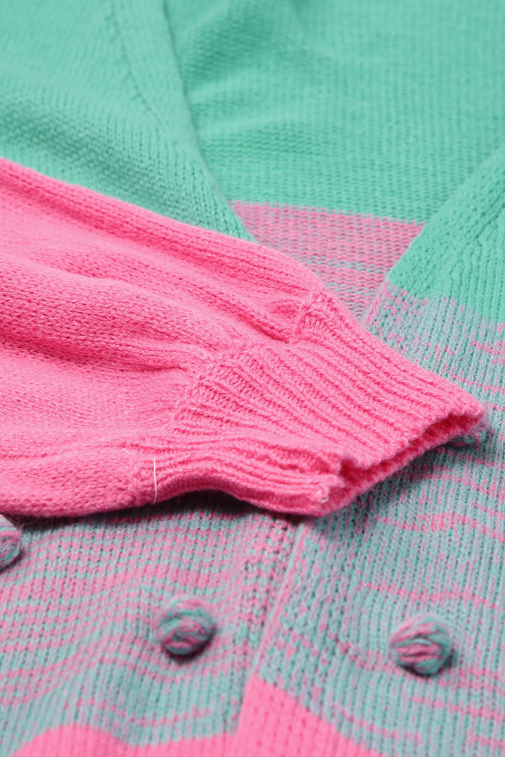 Cardigan ouvert à pompons marron et blocs de couleurs 