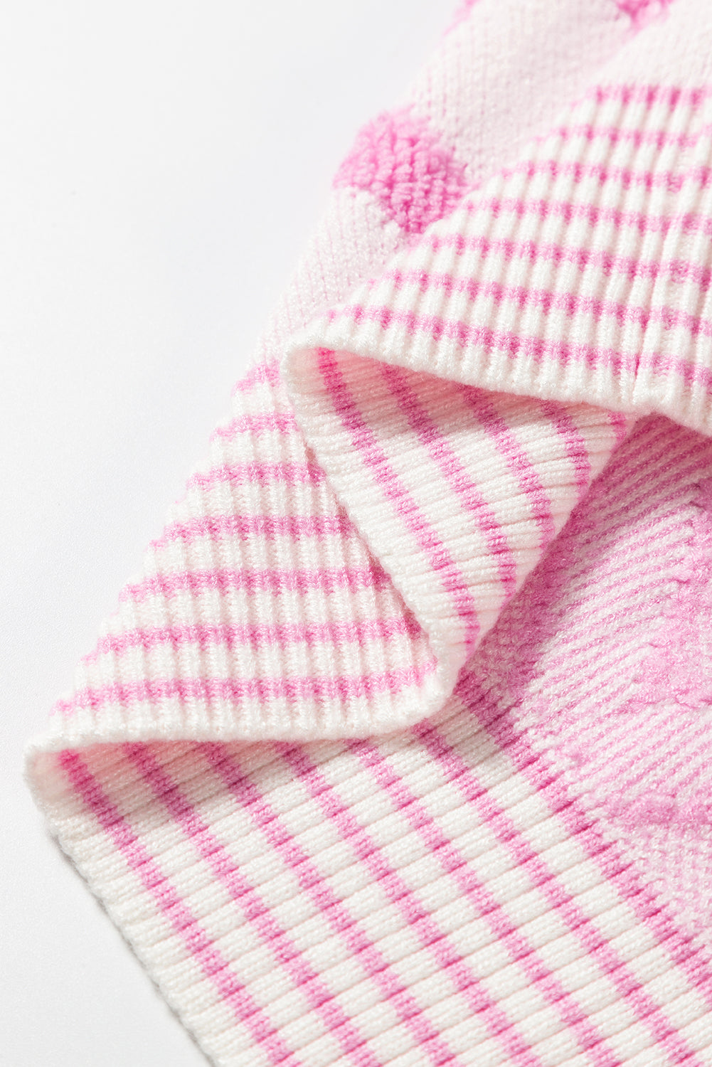 Cardigans ouverts à poches et motif losange rose