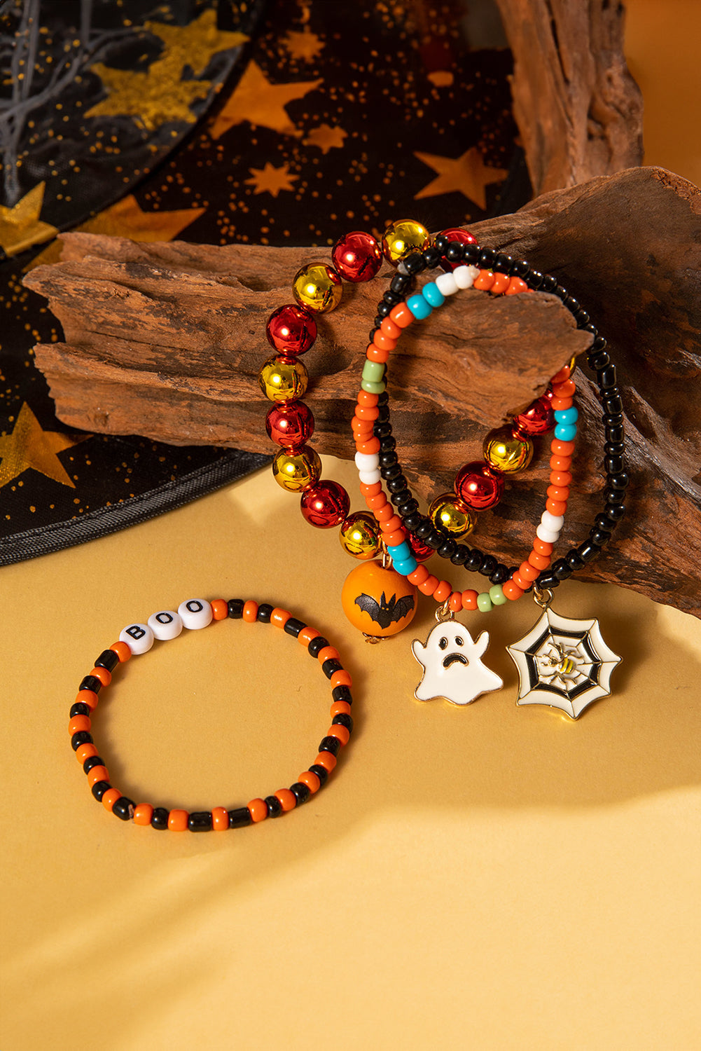 Ensemble de 4 bracelets orange en perles avec toile d'araignée fantôme d'Halloween