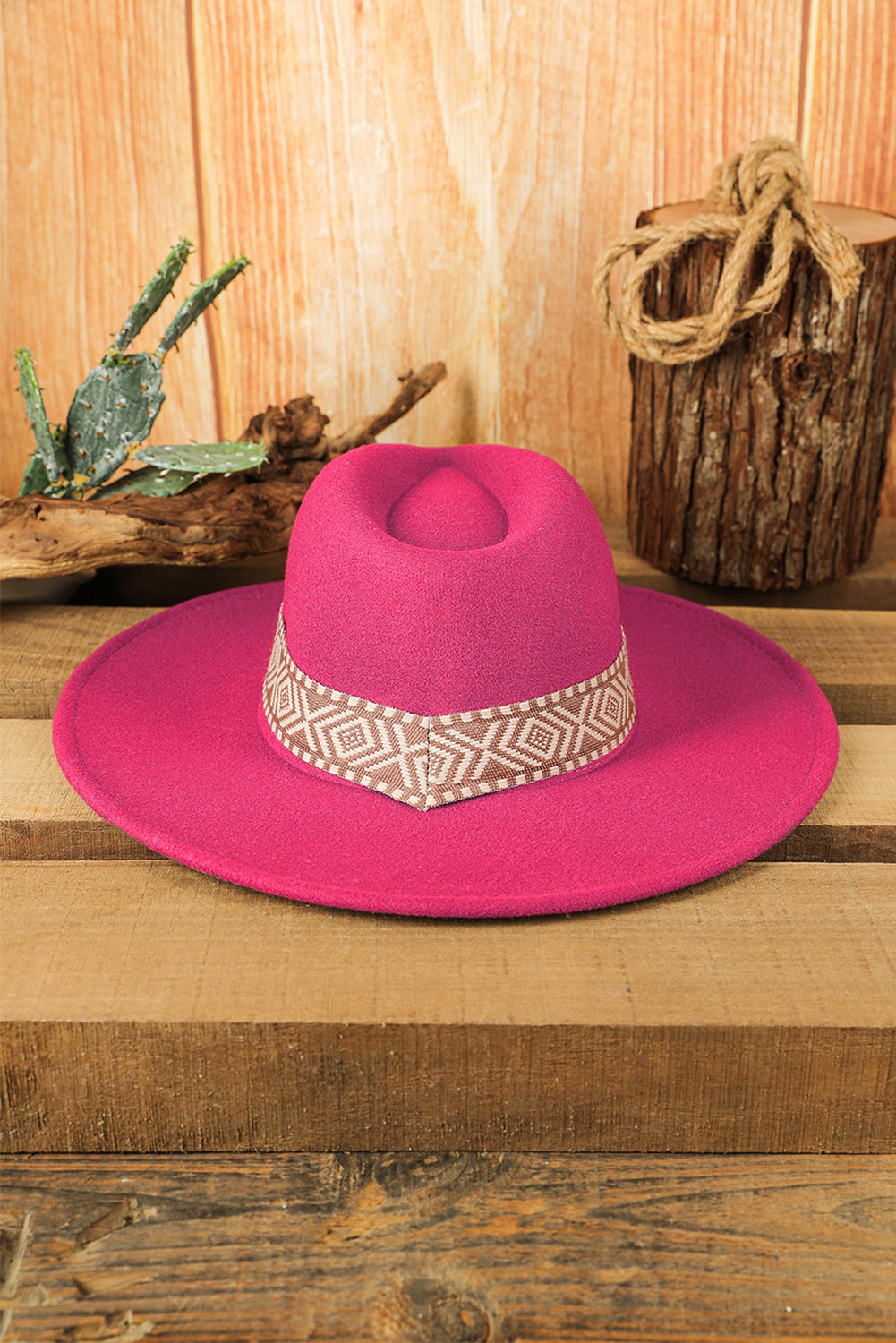 Sombrero Fedora plano retro con bordado azteca marrón