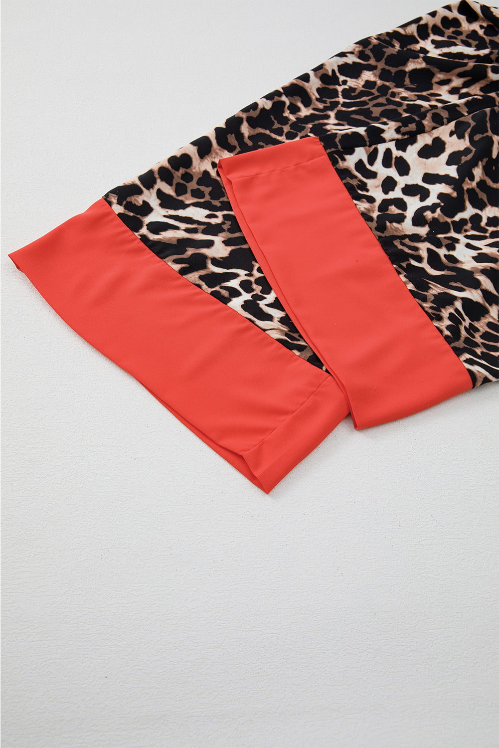 Ensemble pantalon ample à imprimé animal marron et bords contrastés