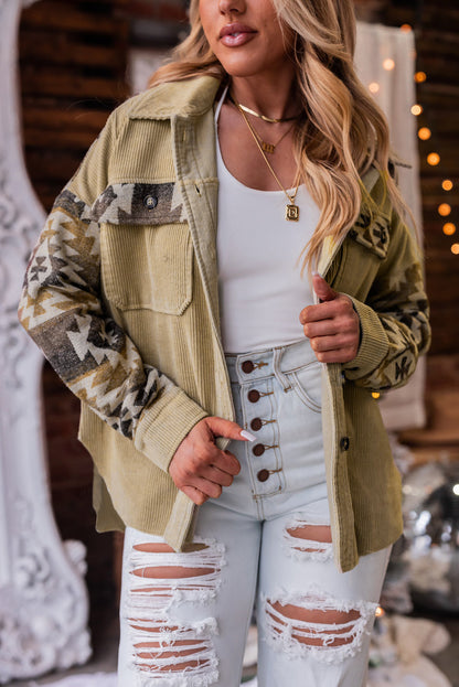 Veste kaki en velours côtelé à imprimé aztèque et bords effilochés 