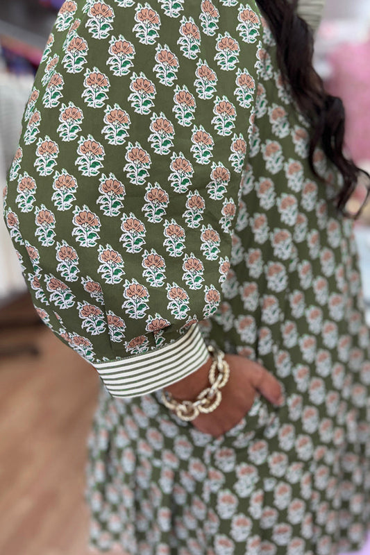 Green Contrast Striped Frilled Collar 3/4 Sleeve Plus Size Floral Dress