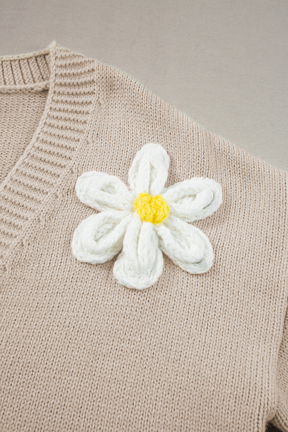Cardigan boutonné élégant à motif floral en parchemin
