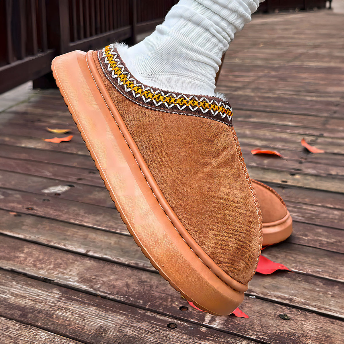 Chestnut Contrast Edge Suede Plush Lined Thick Sole Winter Slippers