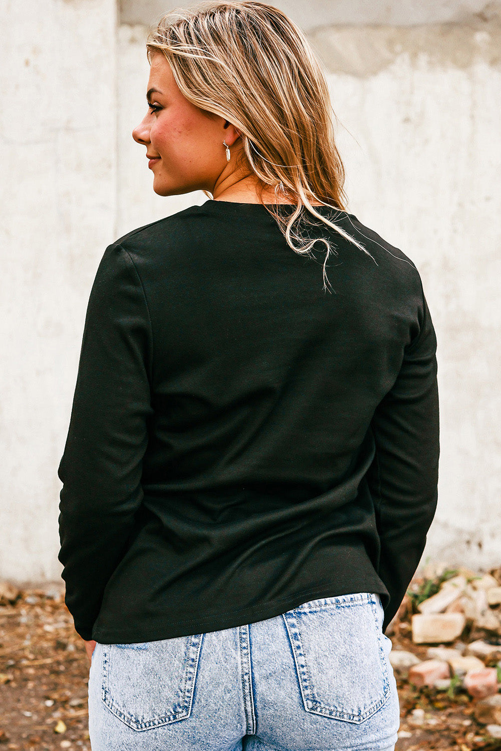 Sudadera negra con gráfico espeluznante de estancia de Halloween