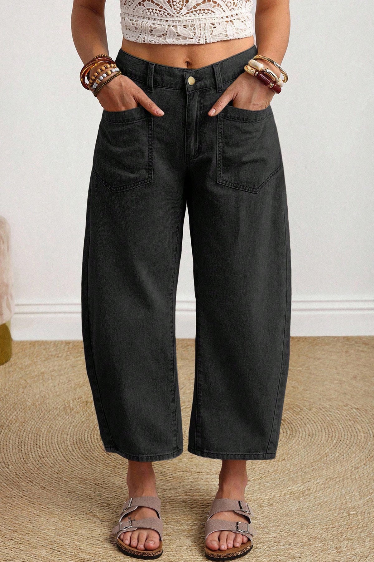 Black Solid Color Square Patch Pocket Ankle-length Barrel Jeans