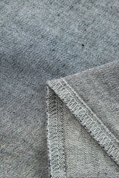 Joggers de mezclilla desgastados con bolsillos