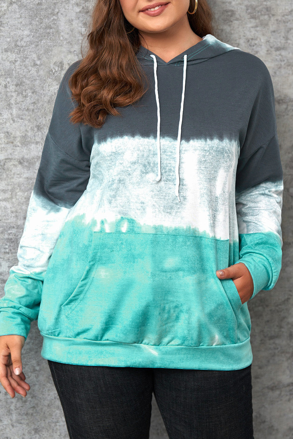 Sudadera con capucha de talla grande con bloques de color degradado azul