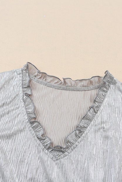 Blusa arrugada metalizada con cuello en V y volantes caqui 