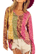 Camiseta de manga larga con cuello en V y estampado mixto de leopardo floral multicolor 