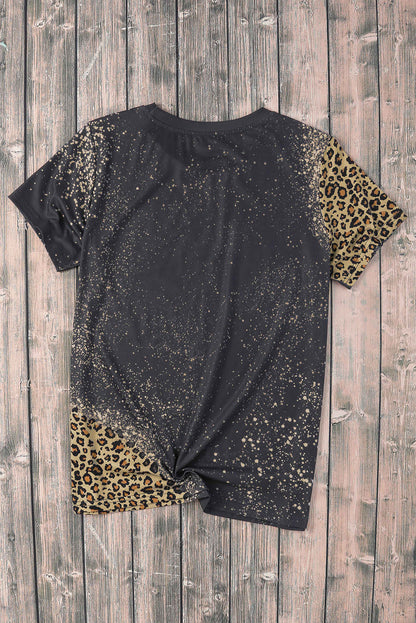 Blank Apparel - Camiseta blanqueada con detalle de leopardo gráfico en blanco gris