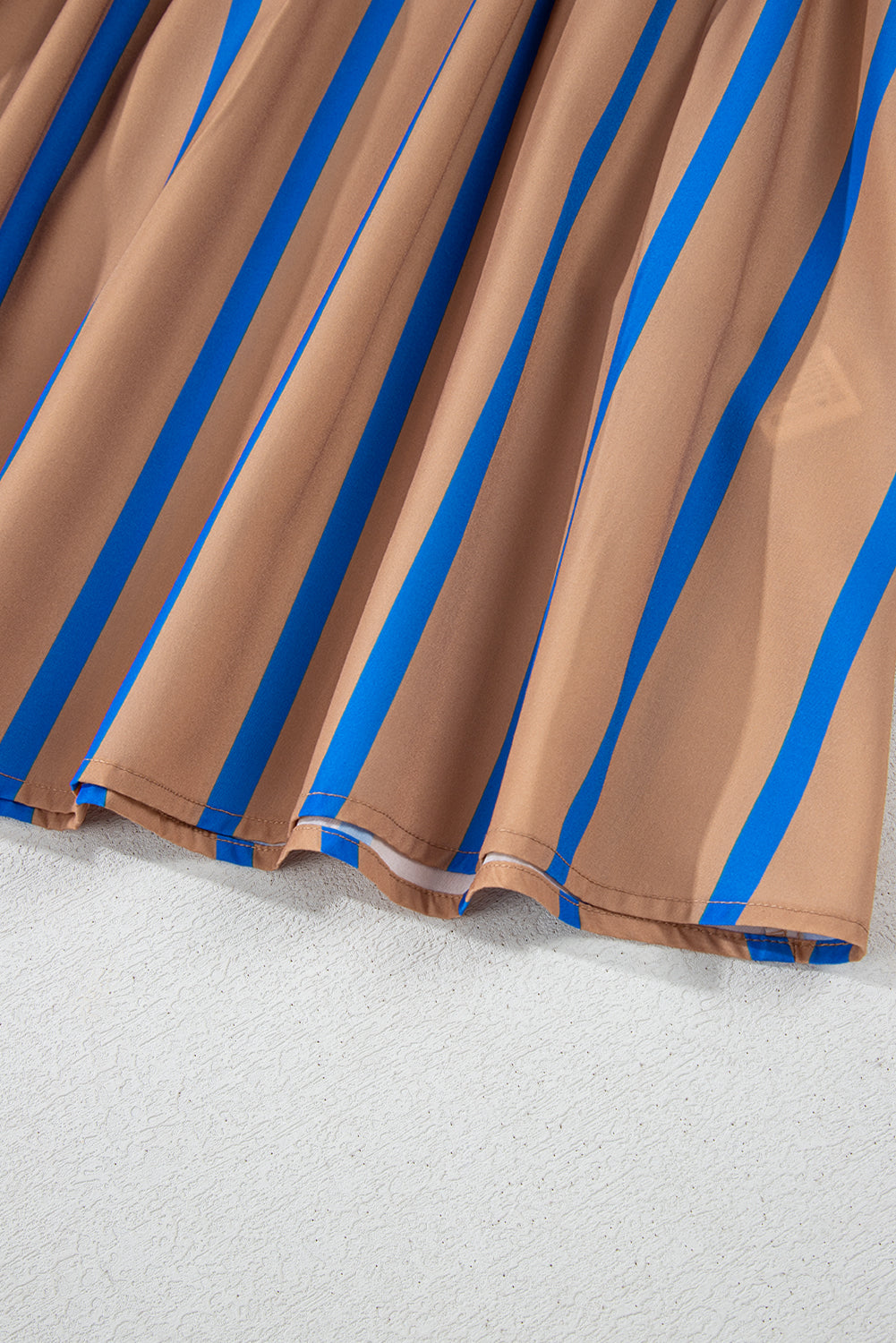 Robe babydoll grande taille à rayures contrastées kaki et manches 3/4