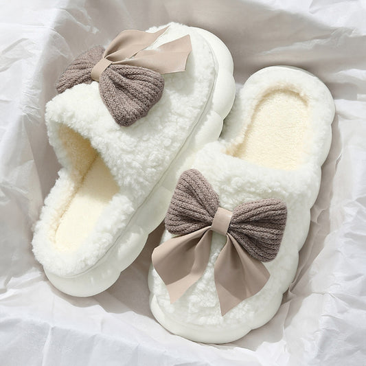 White Contrast Bowknot Applique Plush Winter Slippers (Colors May Differ by Batch)
