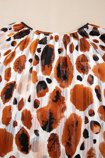 Chemisier plissé à manches 3/4 et volants, imprimé abstrait, avec détails de fils métalliques marron