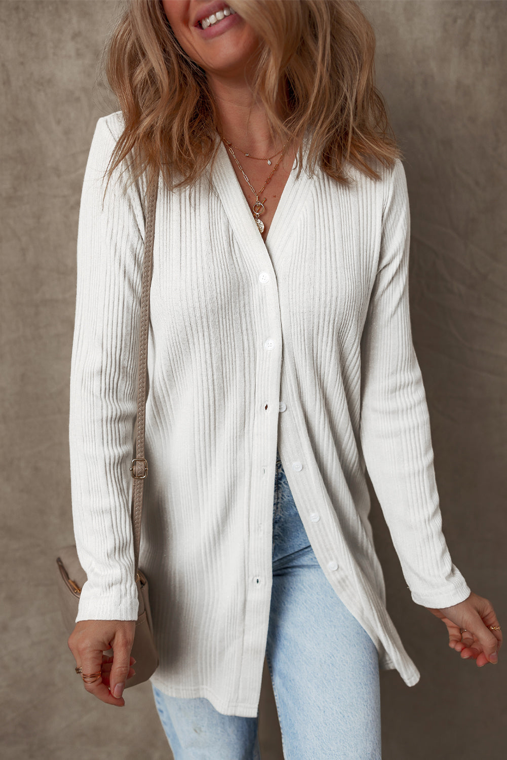 Cardigan tunique boutonné côtelé blanc uni