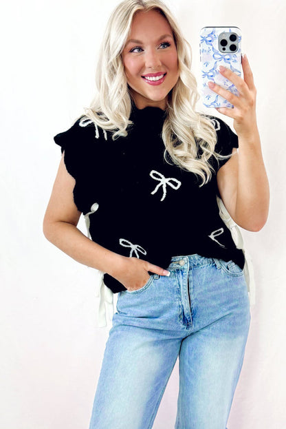 T-shirt noir à imprimé nœud et ourlet festonné