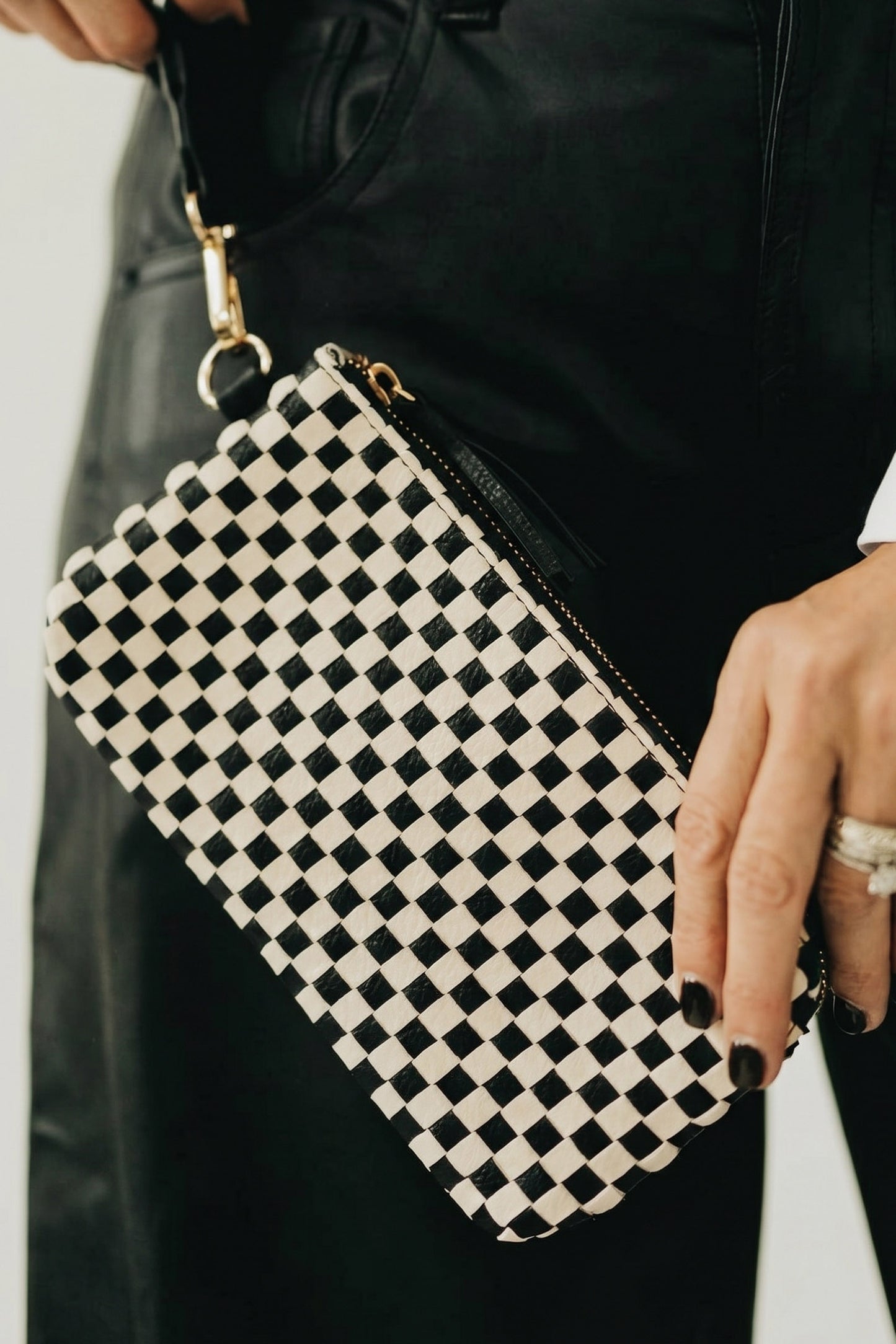 Color black Checkered  Woven Clutch Wristlet PU Leather Large Size Patterned Wallet