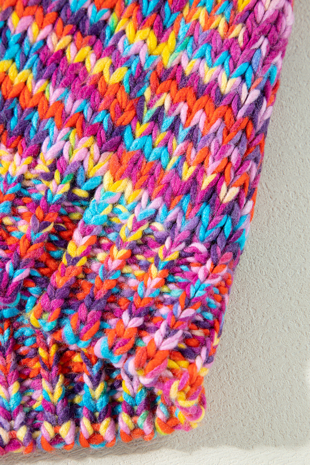 Cardigan ouvert à épaules tombantes et confettis roses