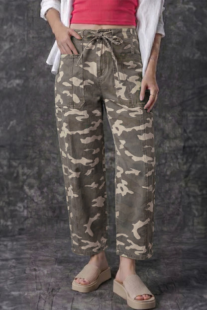 Green Leopard Printed Drawstring Elastic Waistband Pocketed Barrel Jeans
