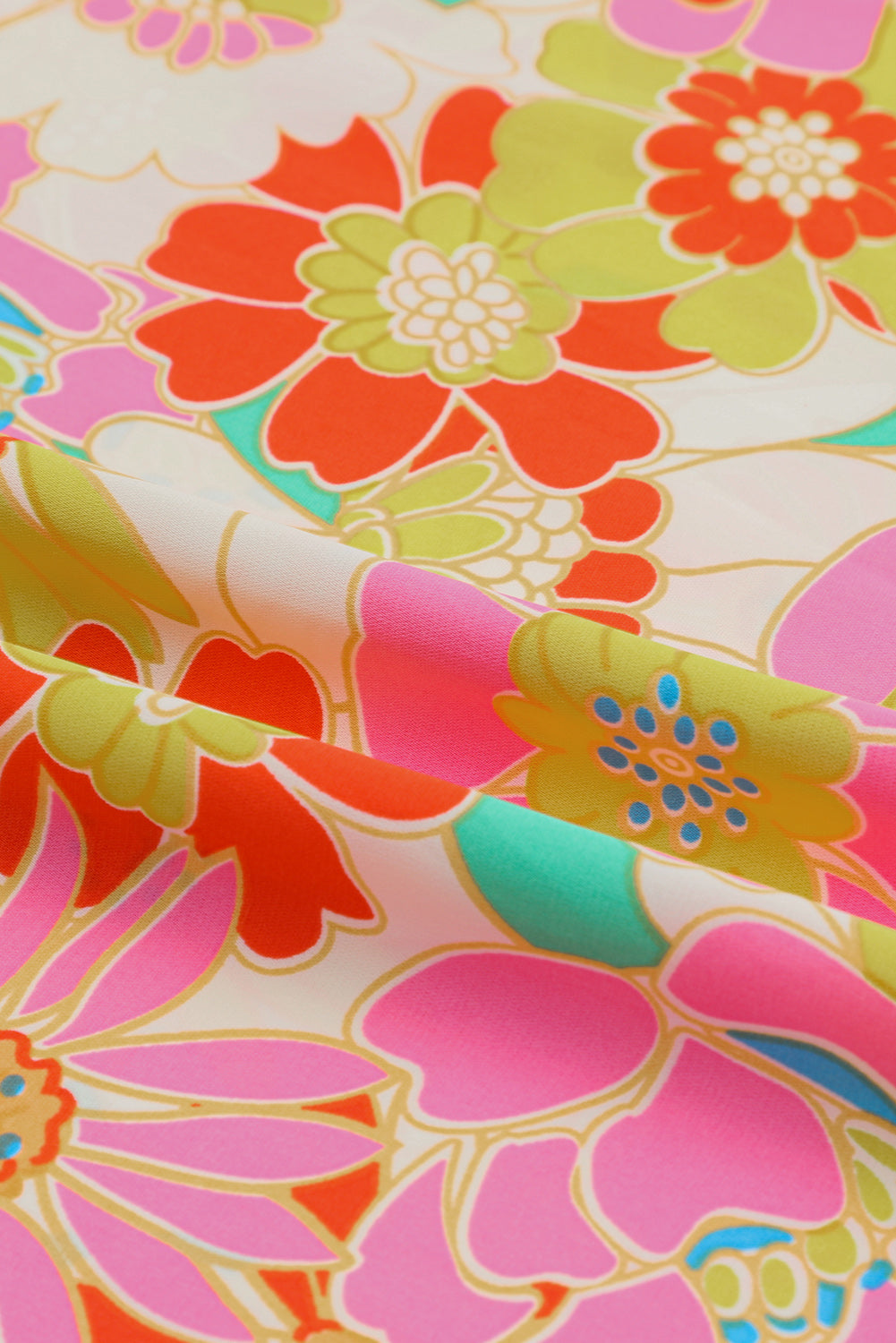 Top floral con mangas acampanadas y cuello levantado multicolor