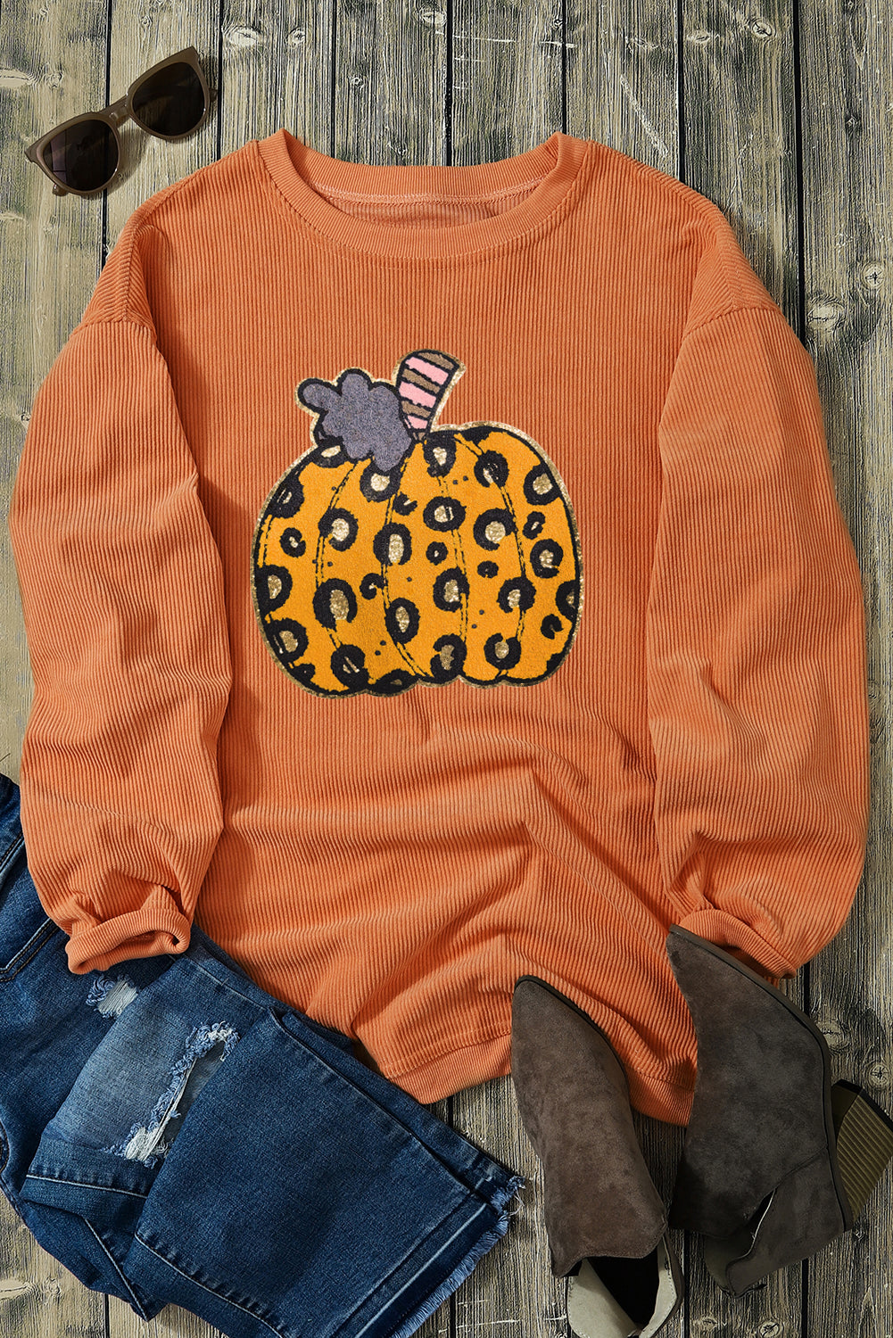 Sweat-shirt côtelé orange à motif léopard et citrouilles d'Halloween