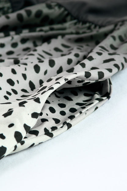 Robe t-shirt décontractée à pois contrastés et poches 