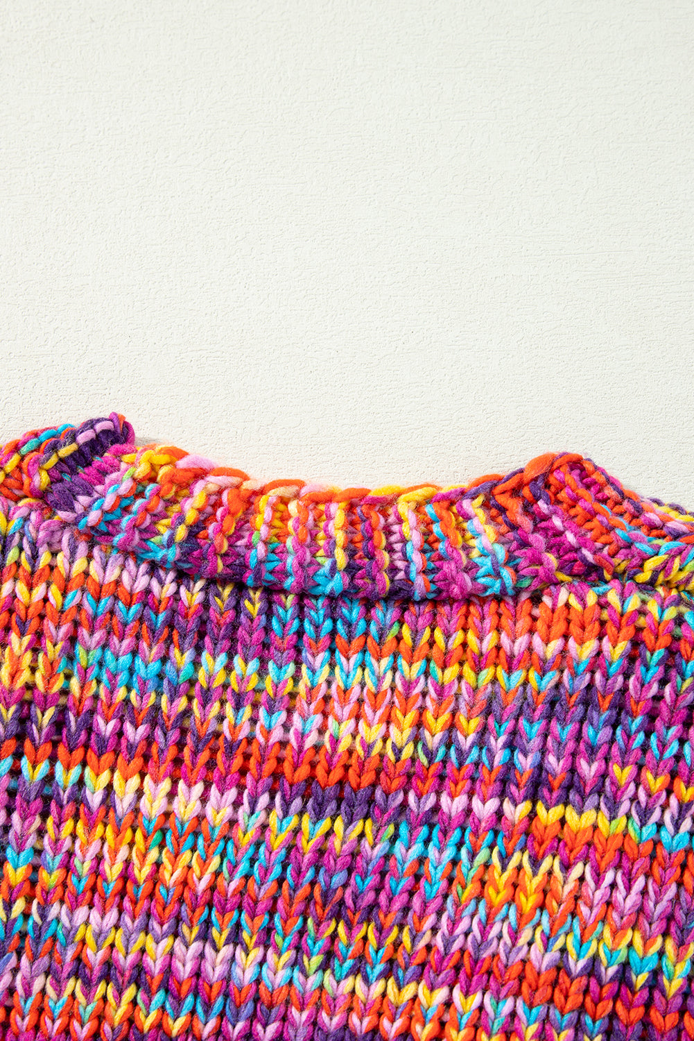 Cardigan ouvert à épaules tombantes et confettis roses