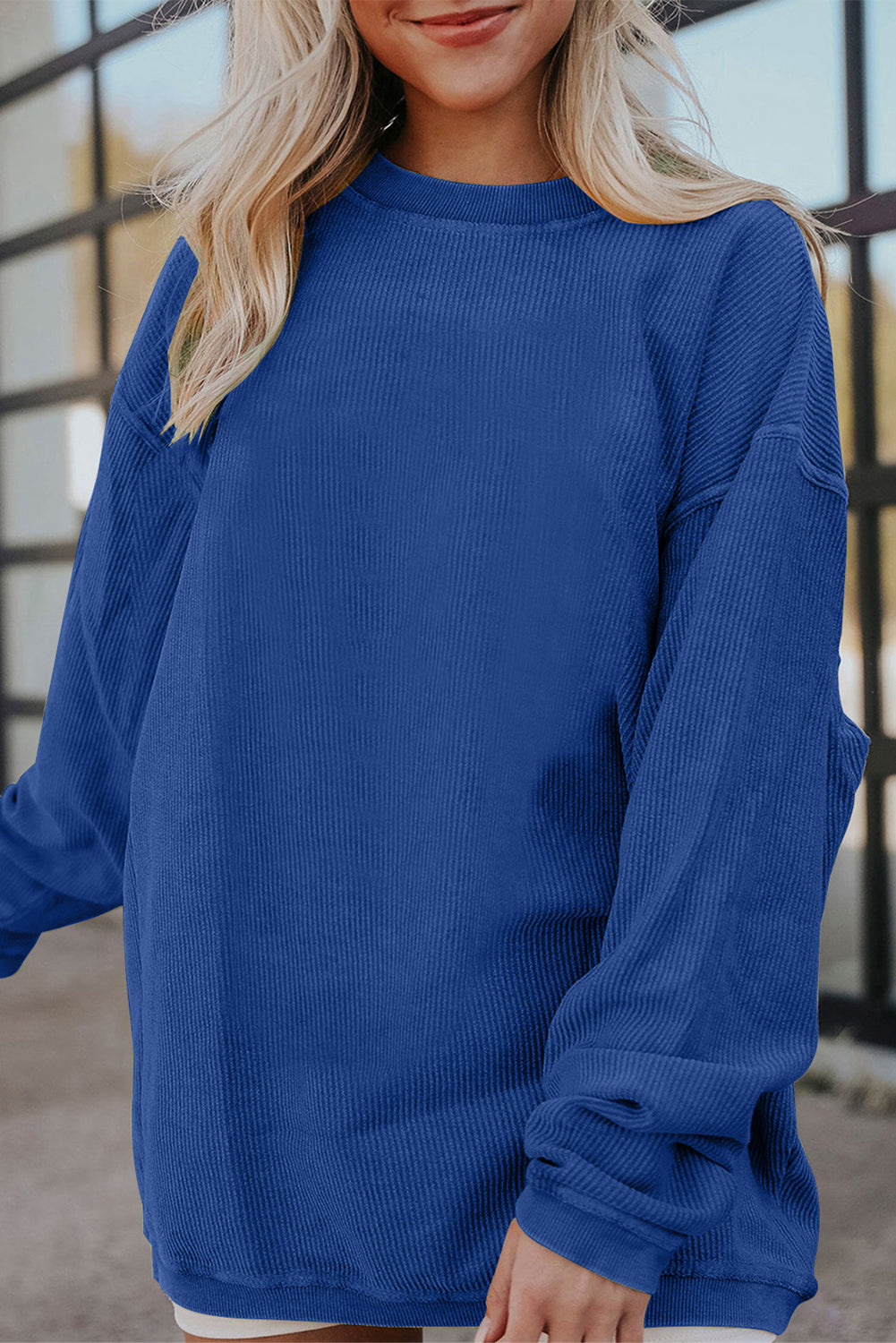 Sweat-shirt oversize en velours côtelé bleu foncé