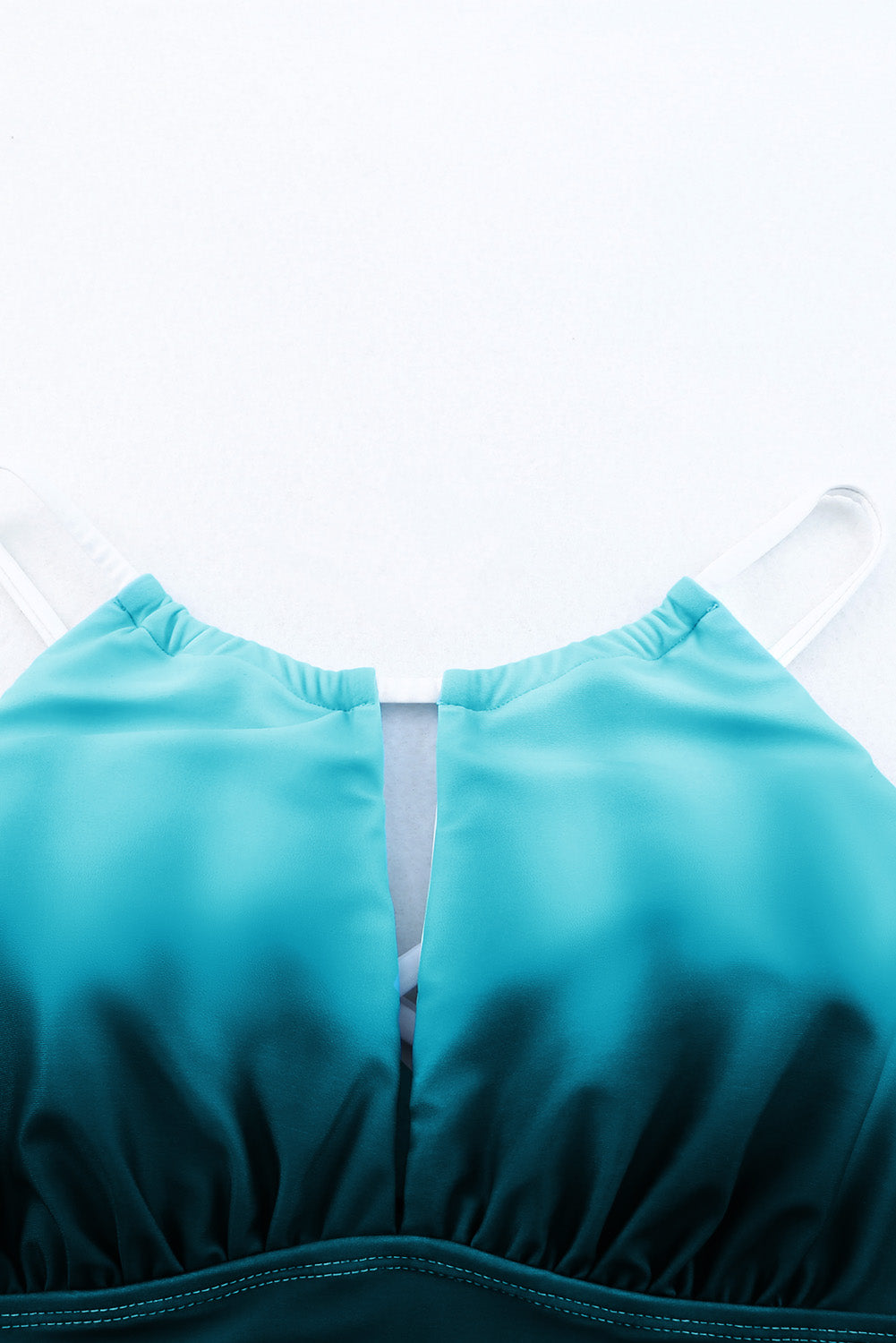 Maillot de bain tankini dos nu Peekaboo à dégradé de couleurs océaniques 