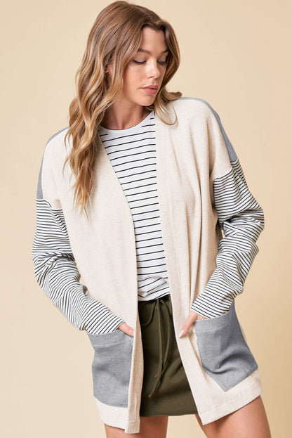 Cardigan ouvert à rayures noires et patchwork avec poche
