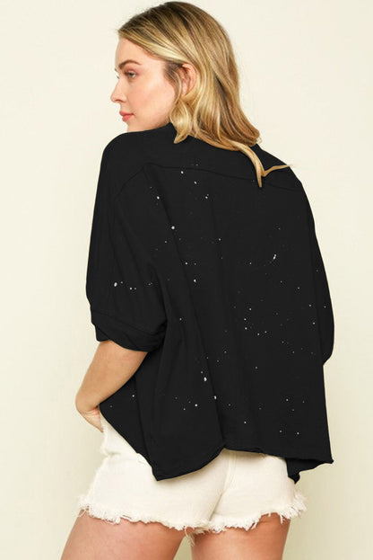 Haut à manches courtes et ourlet asymétrique délavé et vieilli