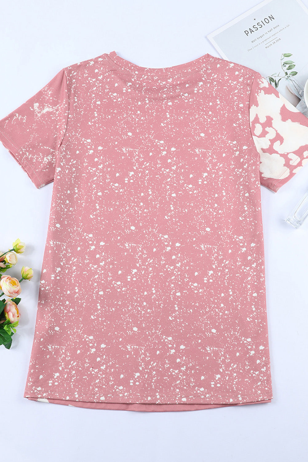 T-shirt graphique à imprimé léopard délavé « Love Always Heart »