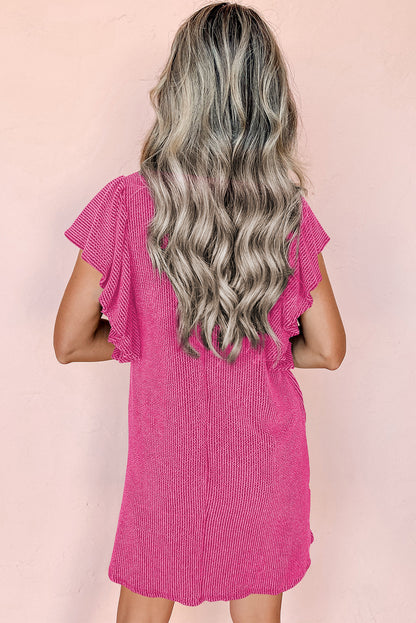 Mini-robe texturée rouge rose à volants et manches flottantes