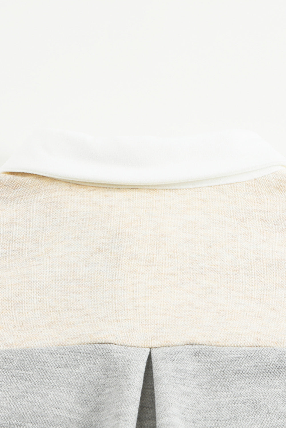 Chemise en tricot à blocs de couleur et bordure contrastée