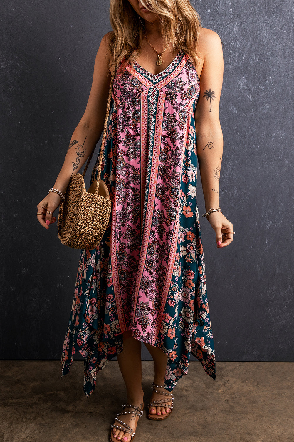 Robe d'été longue rose à imprimé patchwork floral bohème