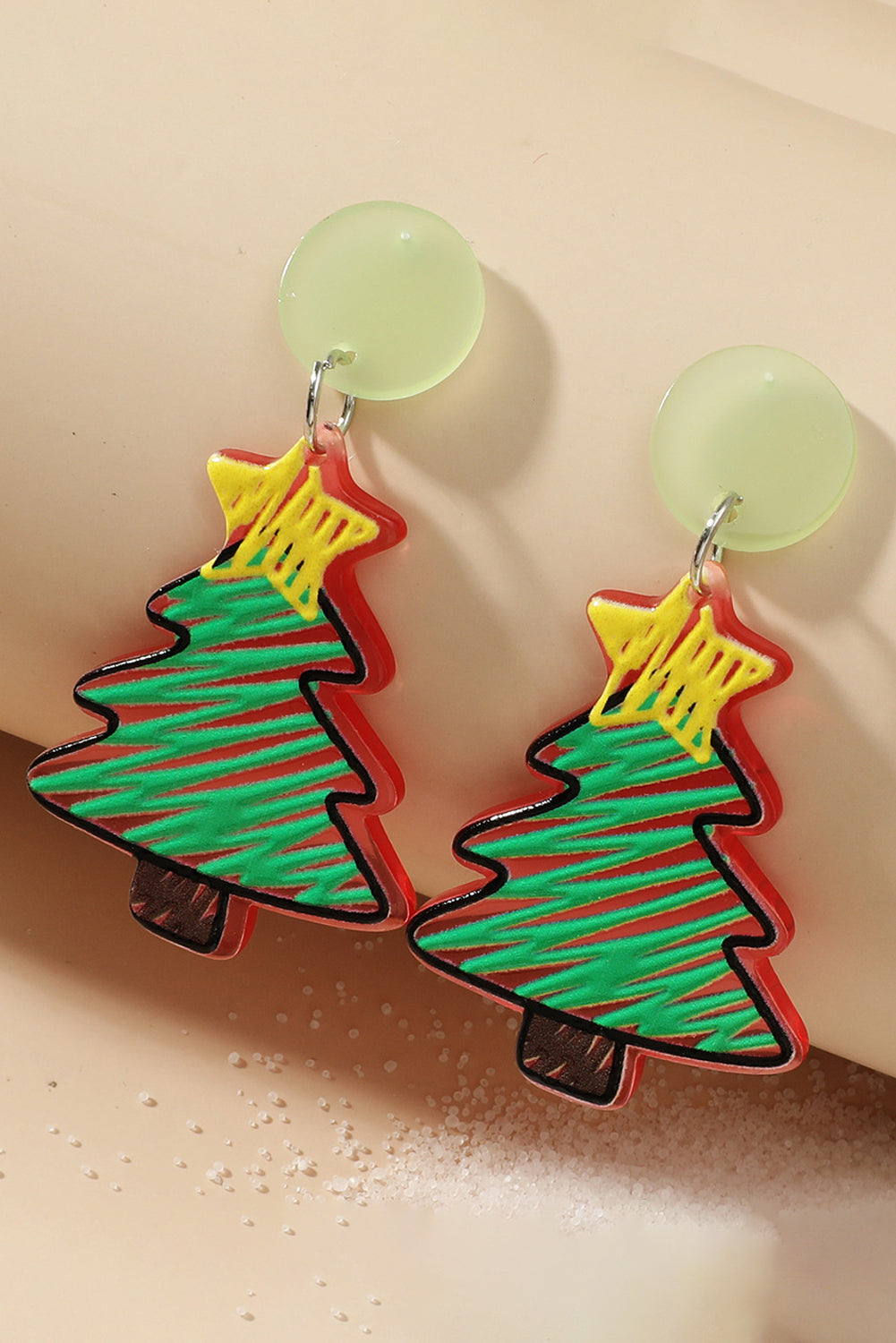 Aretes acrílicos con forma de árbol de Navidad rojo 