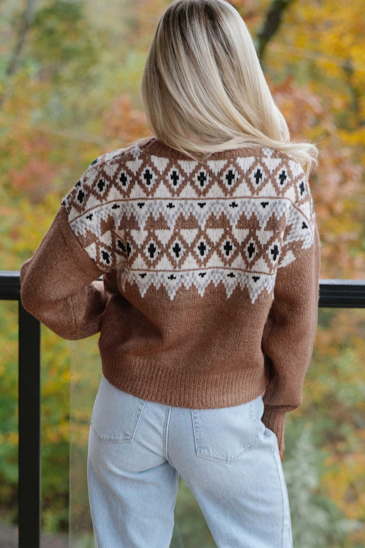 Khaki Geometric Print Drop Shoulder Casual Pullover Sweater