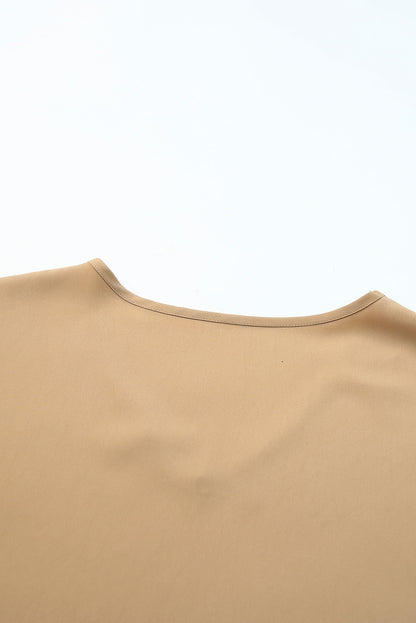 Chemisier oversize kaki à manches courtes et bordure à volants